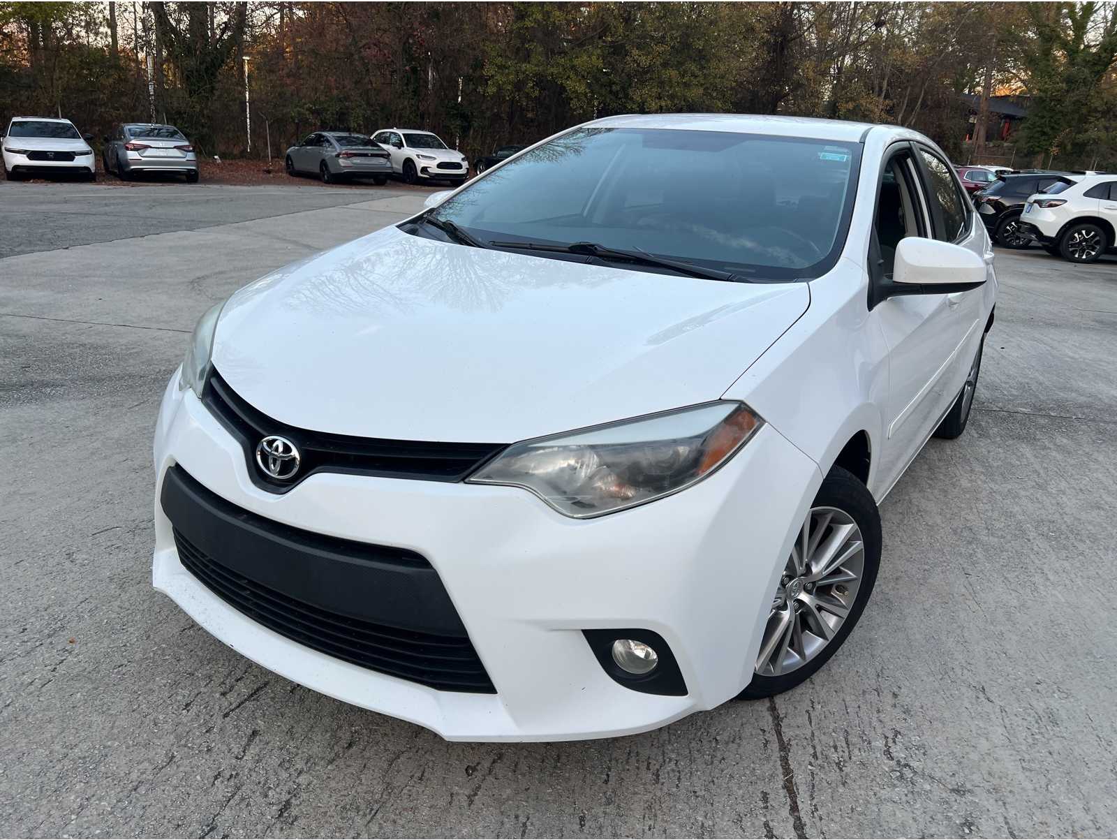 2014 Toyota Corolla LE Plus's photo