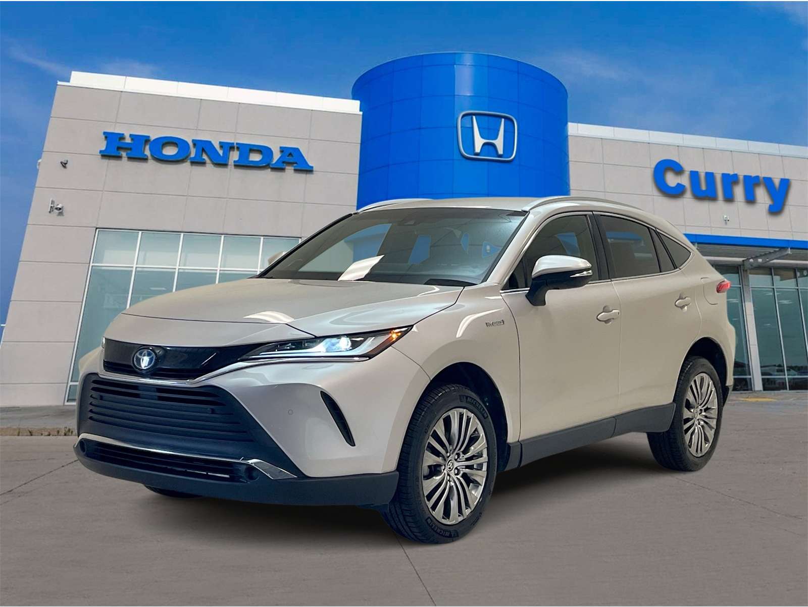 2021 Toyota Venza XLE's photo