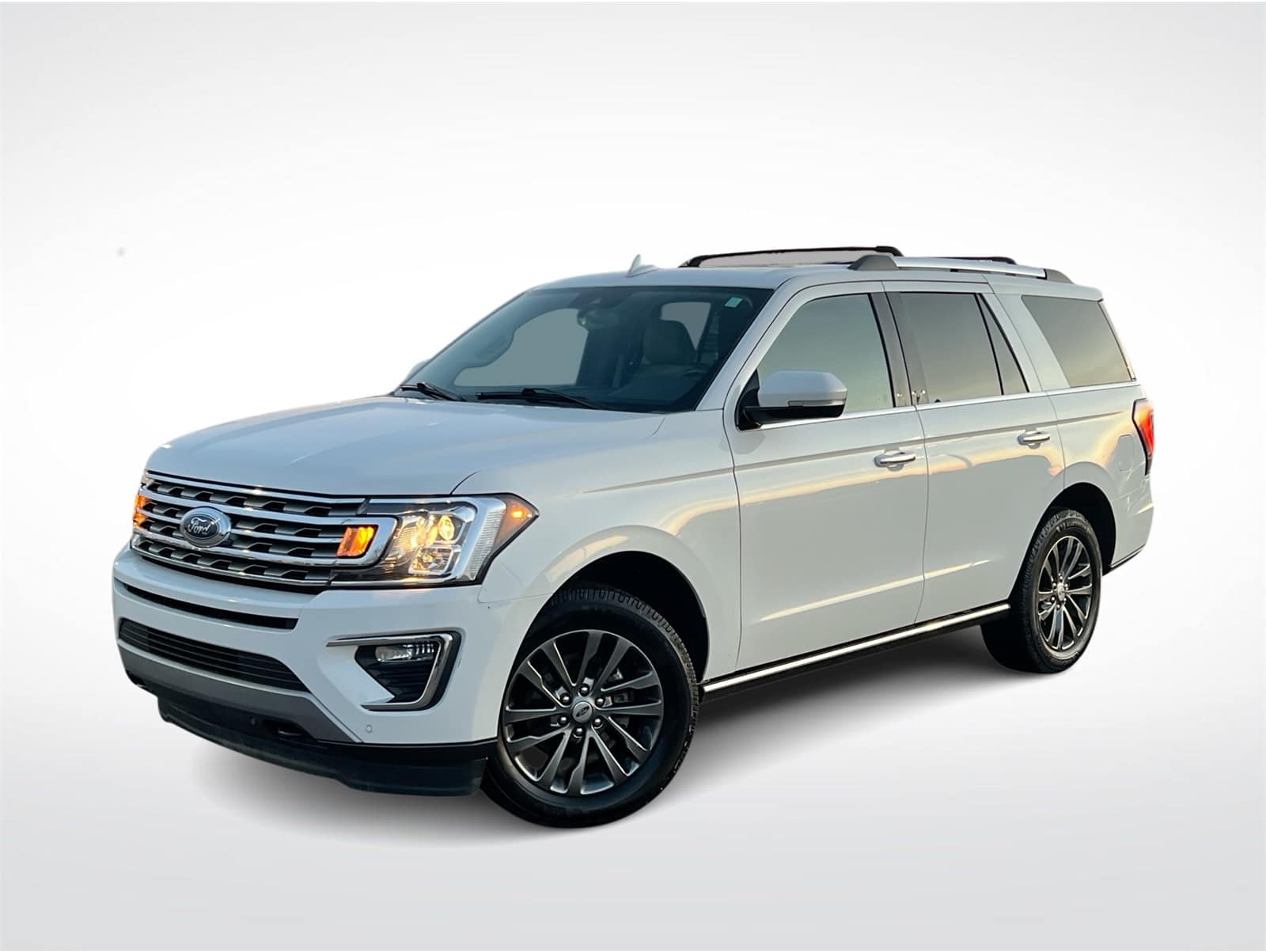 2021 Ford Expedition Limited's photo