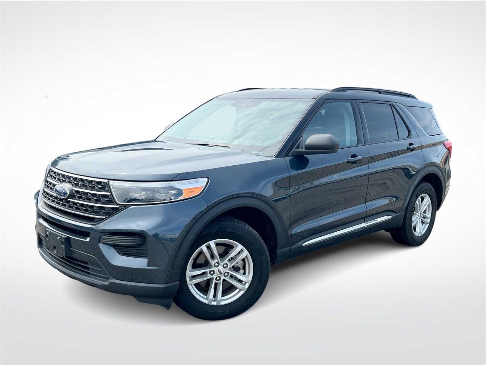 2022 Ford Explorer XLT's photo