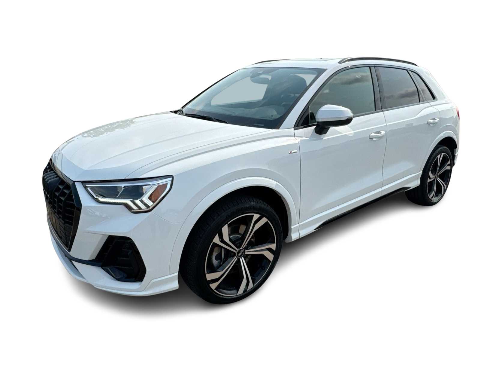 Thumbnail: 2023 Audi Q3 - 1