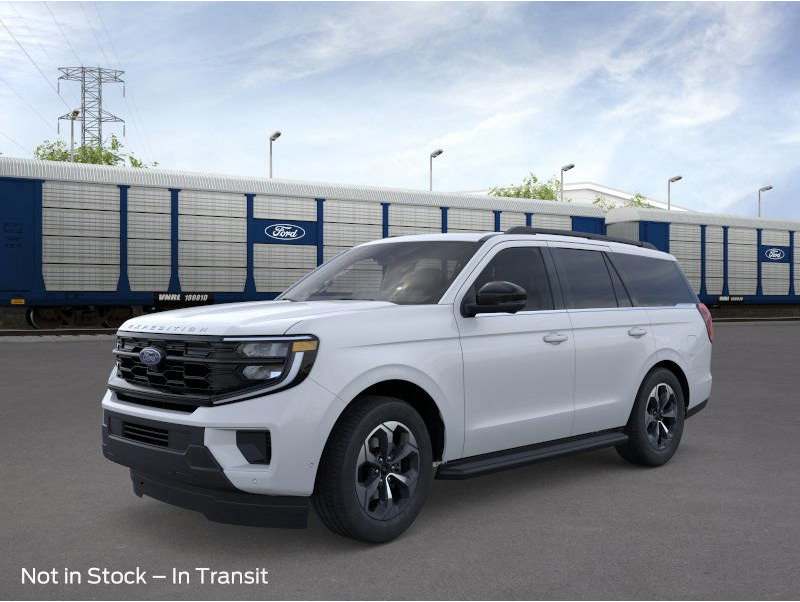 2026 Ford Expedition Active's photo