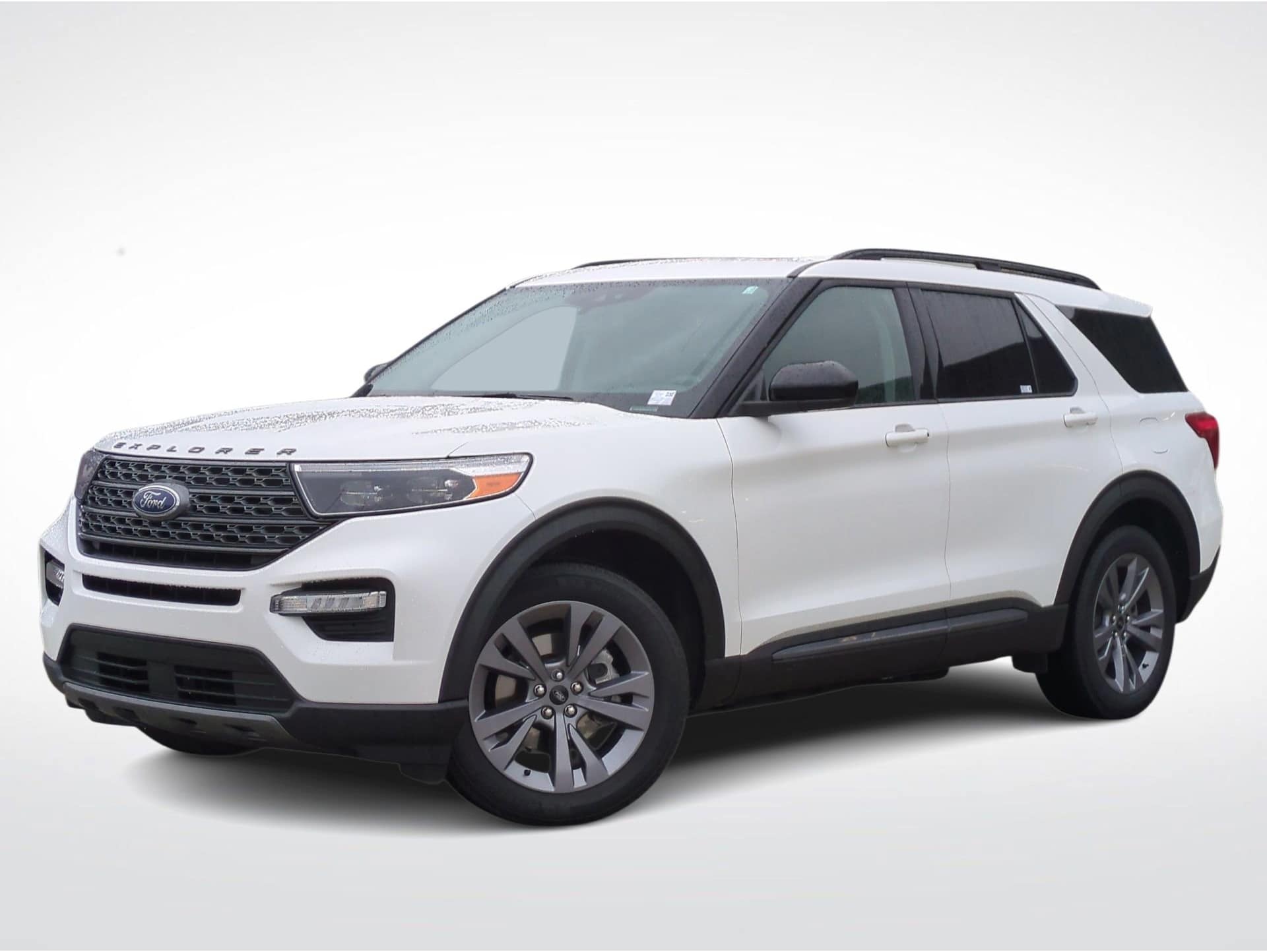 2022 Ford Explorer XLT's photo
