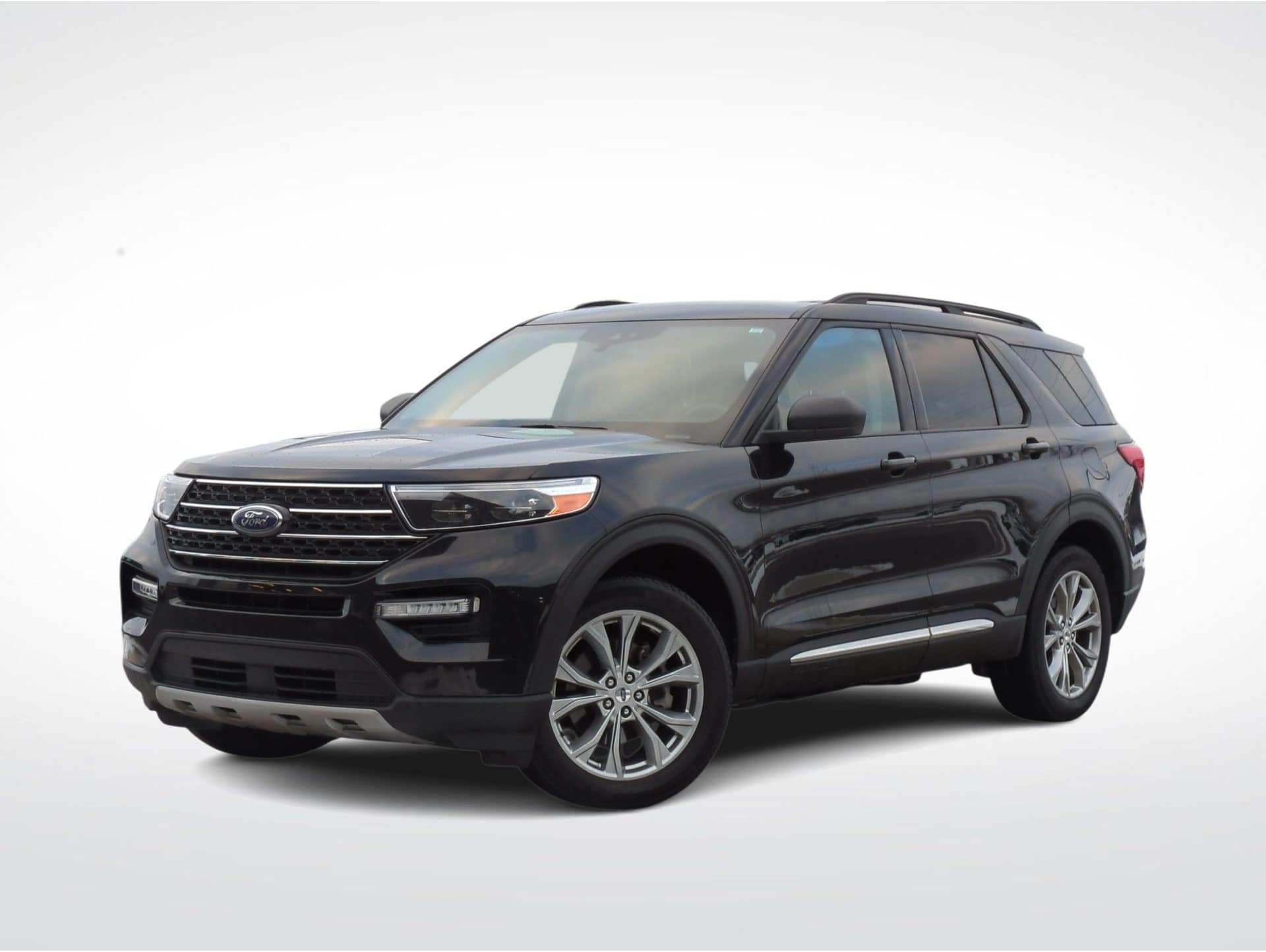 2023 Ford Explorer XLT's photo