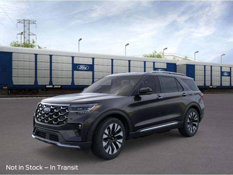 2026 Ford Explorer Platinum's photo