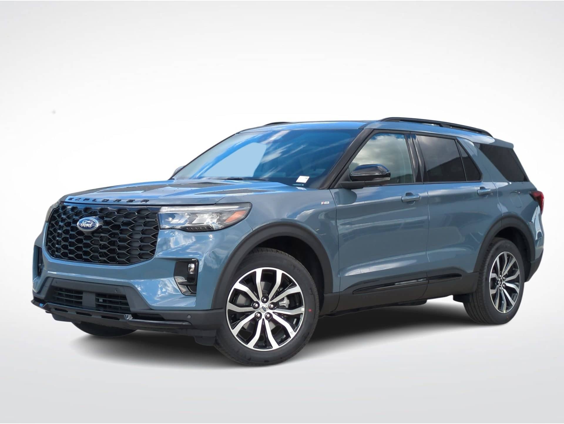 2025 Ford Explorer ST-LINE's photo