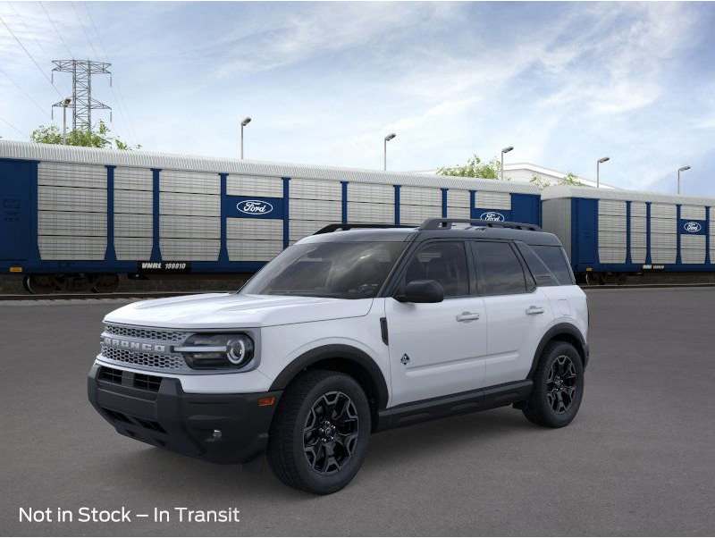 2025 Ford Bronco Sport Outer Banks's photo