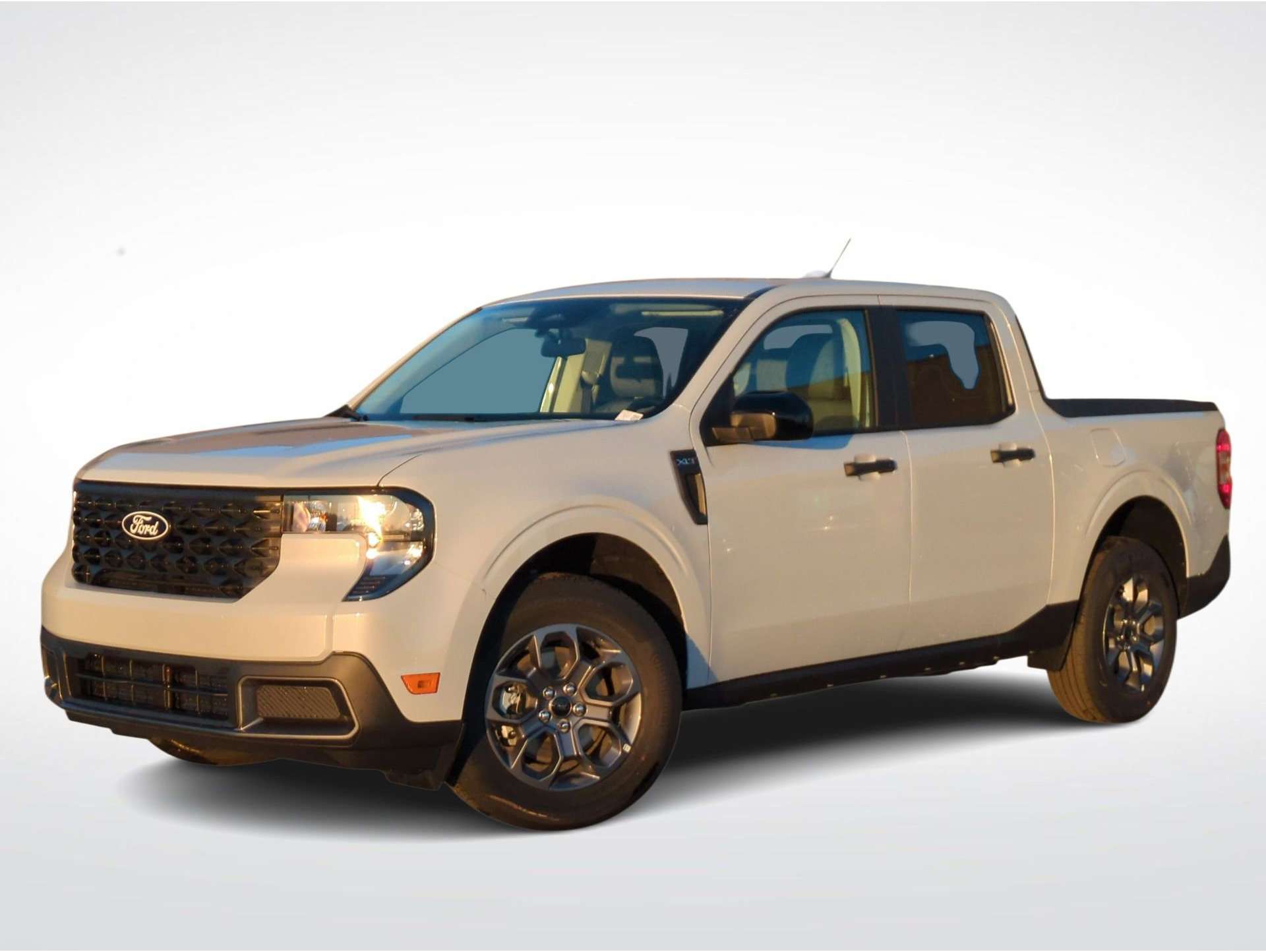 2025 Ford Maverick XLT's photo