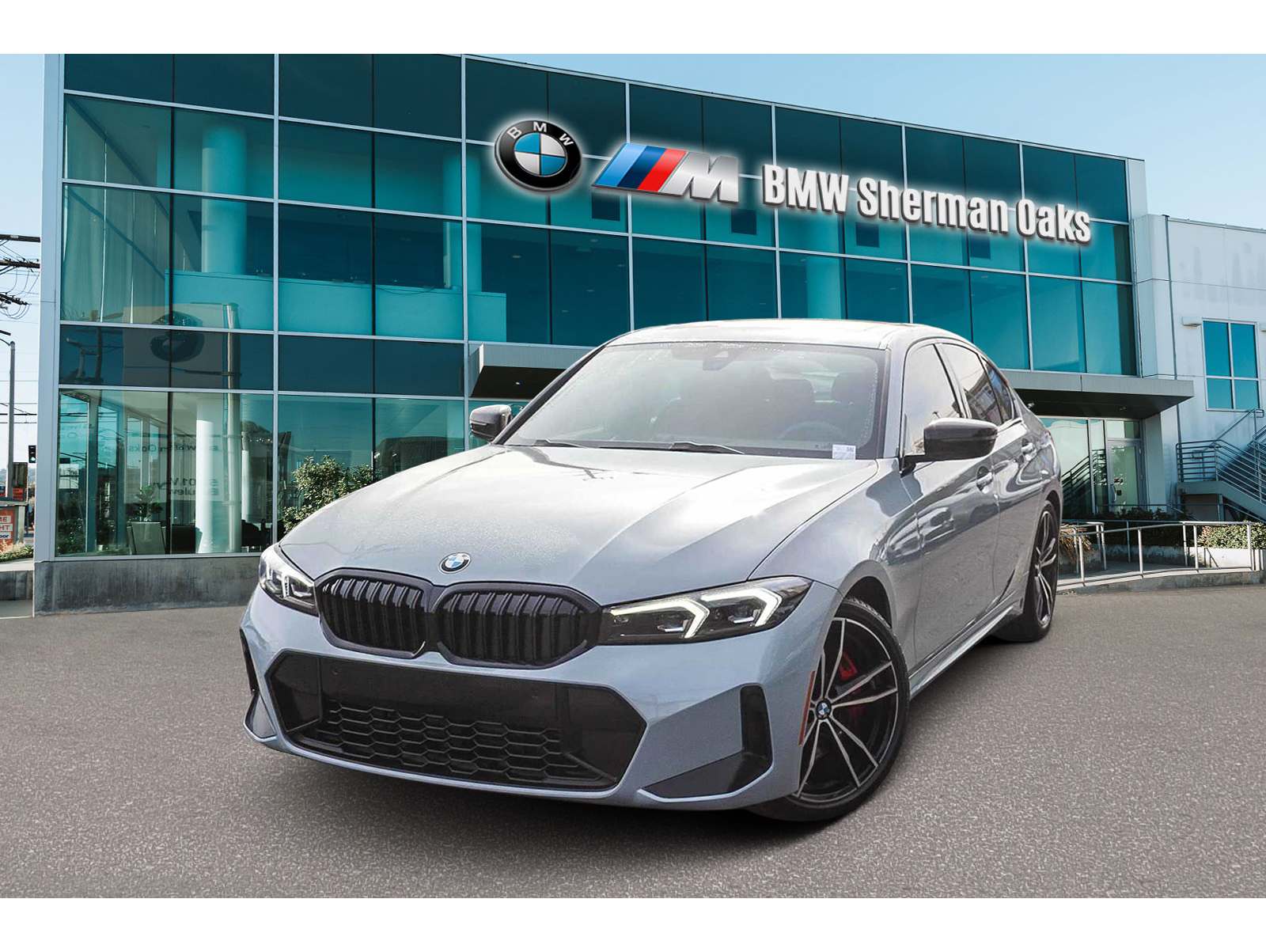 2023 BMW 3 Series 330i's photo