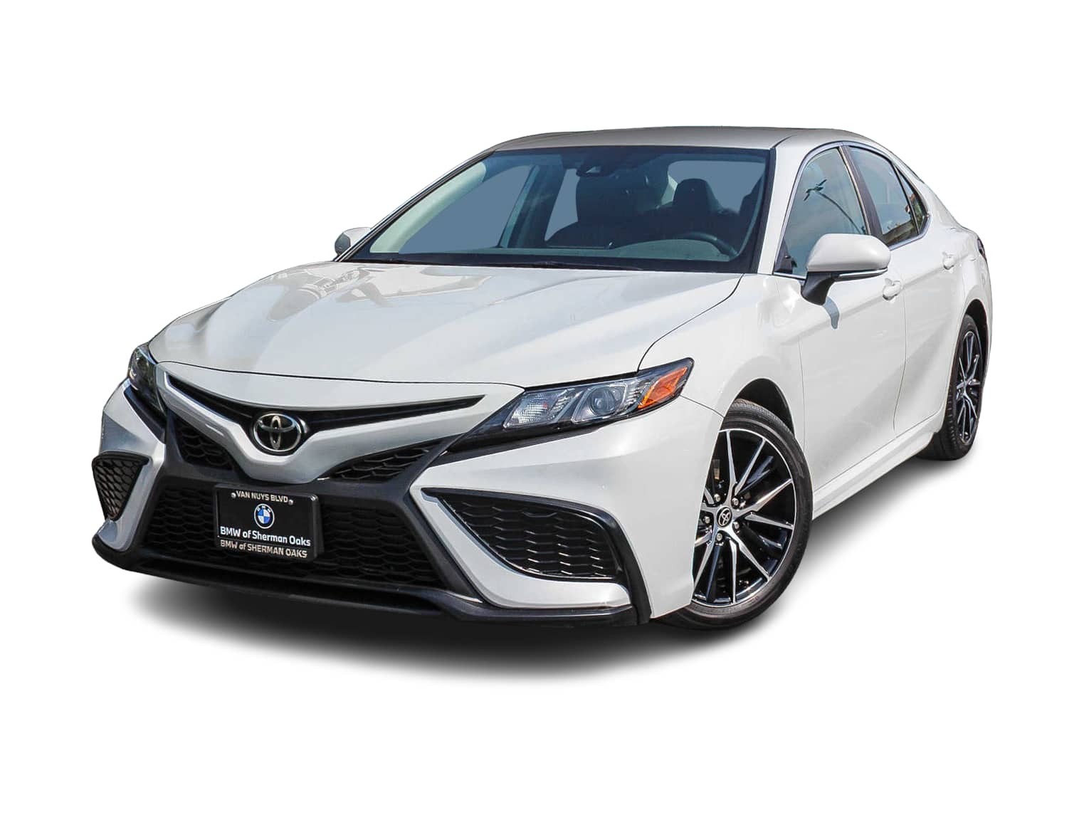 2022 Toyota Camry SE -
                  Sherman Oaks, CA