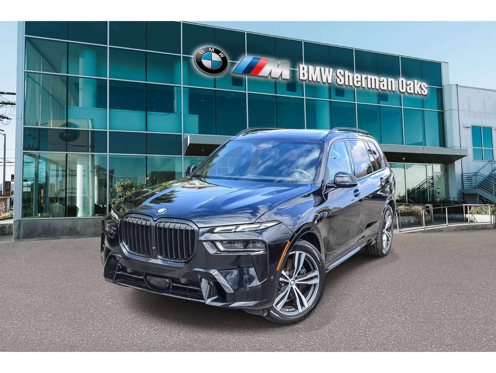 2023 BMW X7