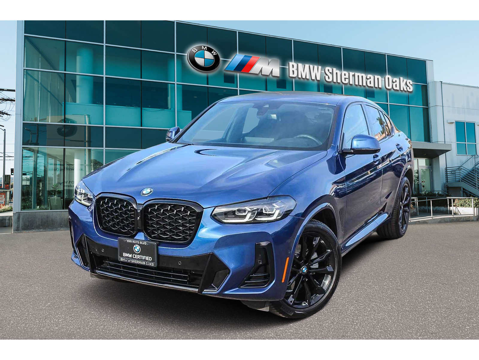 2023 BMW X4 30i's photo