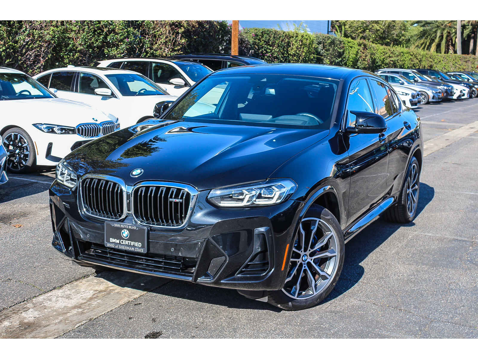 2023 BMW X4 M40i's photo