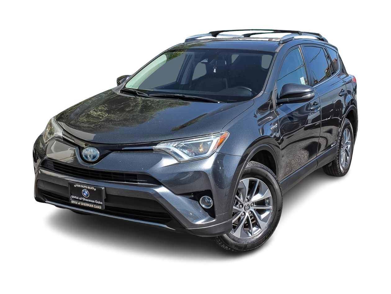 2017 Toyota RAV4 XLE -
                  Sherman Oaks, CA