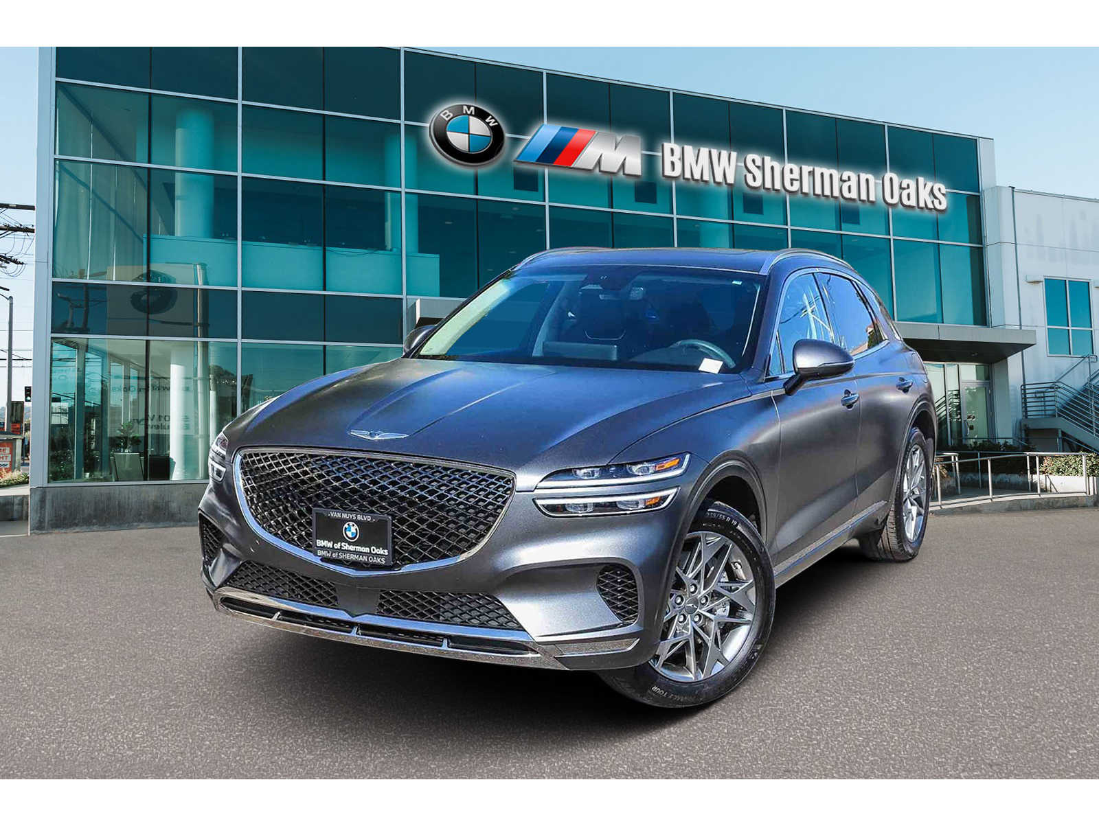 2023 GENESIS GV70 Standard's photo