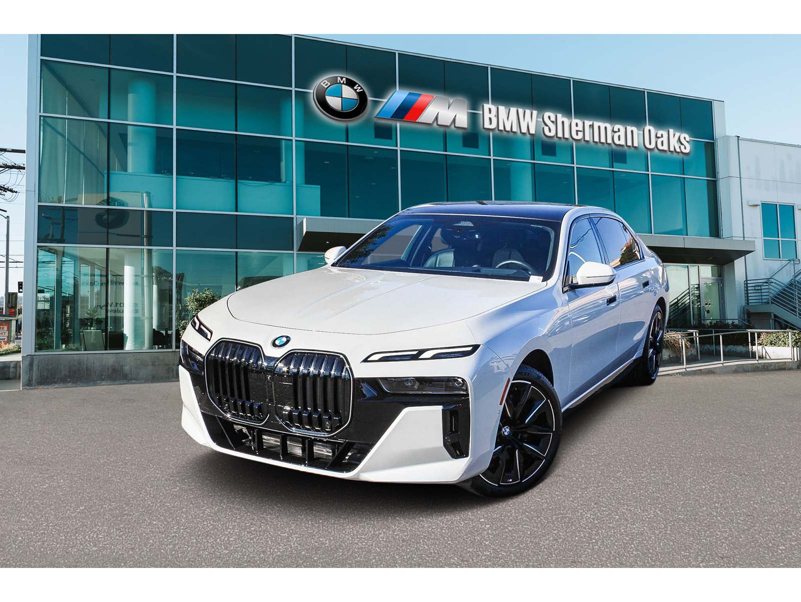 2025 BMW 7 Series 740i's photo