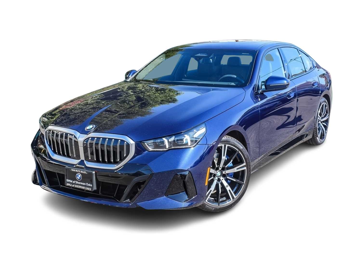 Thumbnail: 2026 BMW 5 Series - 1