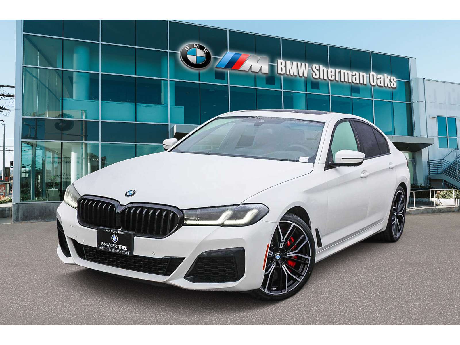 2023 BMW 5 Series 540i's photo