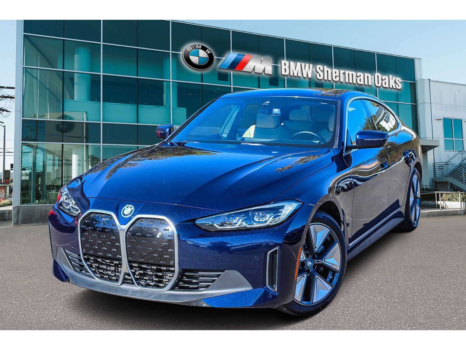 2023 BMW i4 40's photo