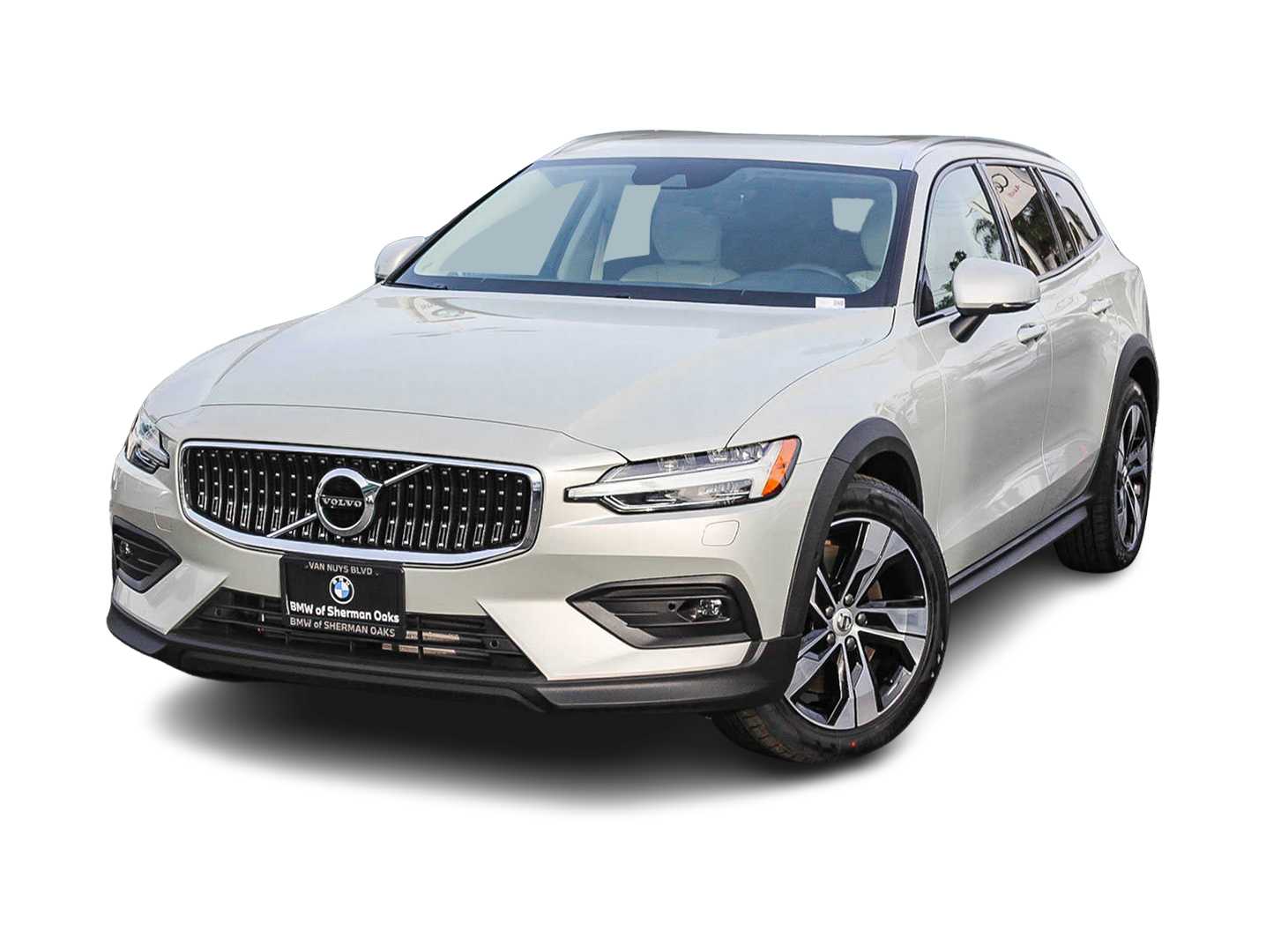 2022 Volvo V60 T5 -
                Sherman Oaks, CA