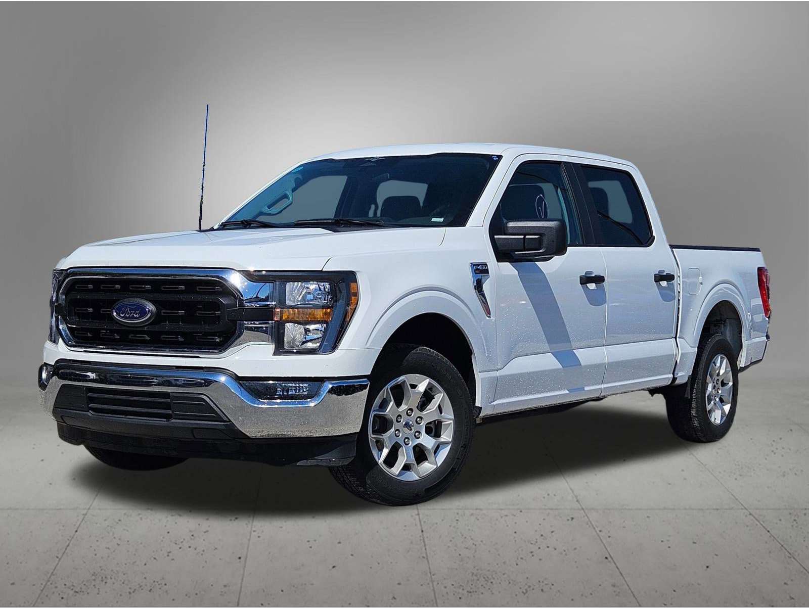 2023 Ford F-150 XLT's photo