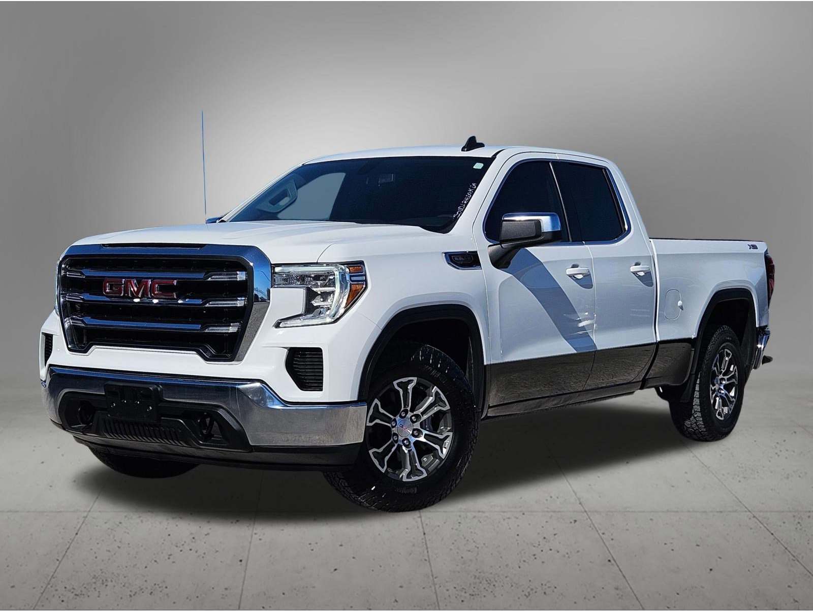 2022 GMC Sierra 1500 Limited SLE's photo