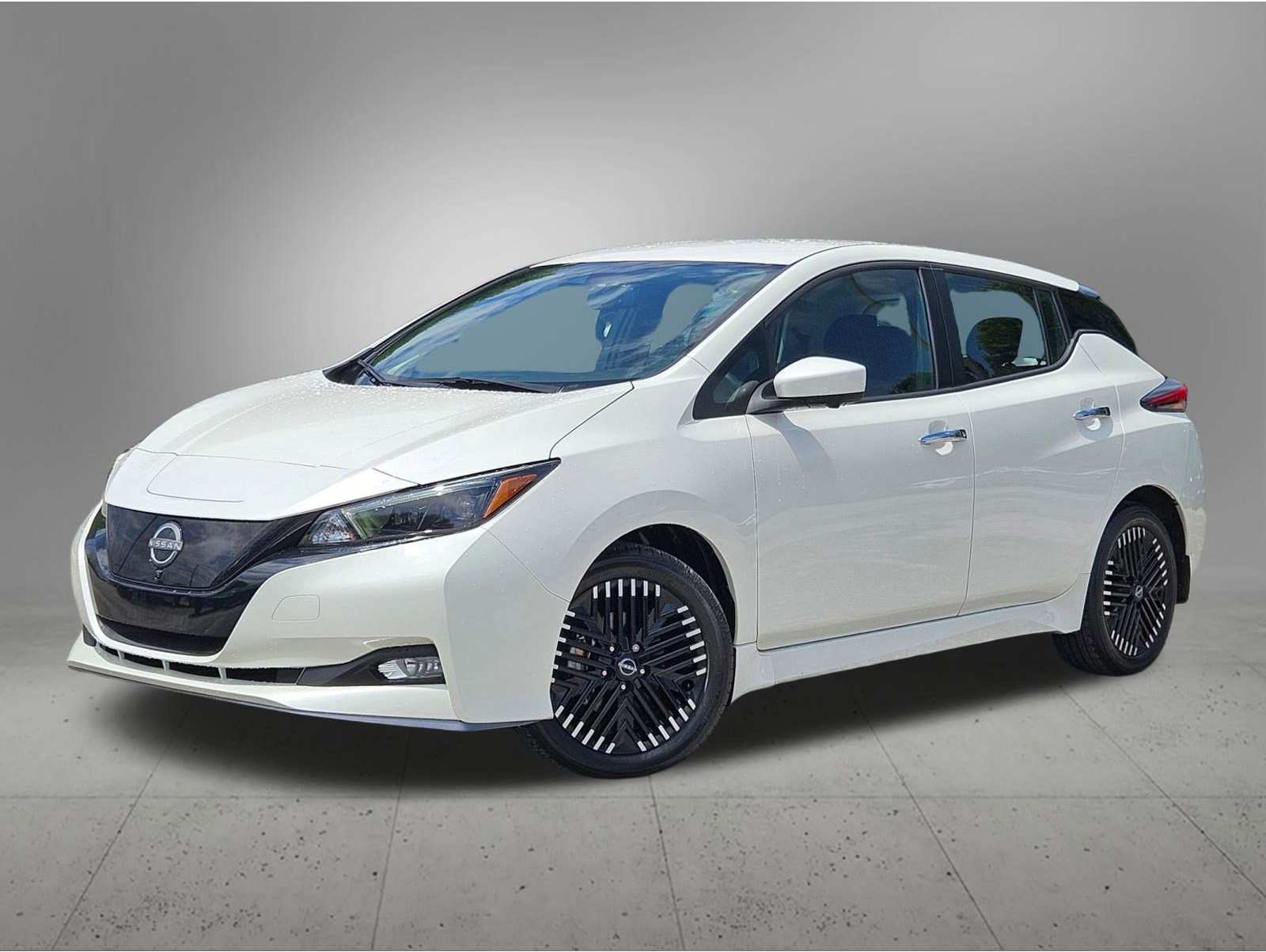 2023 Nissan Leaf