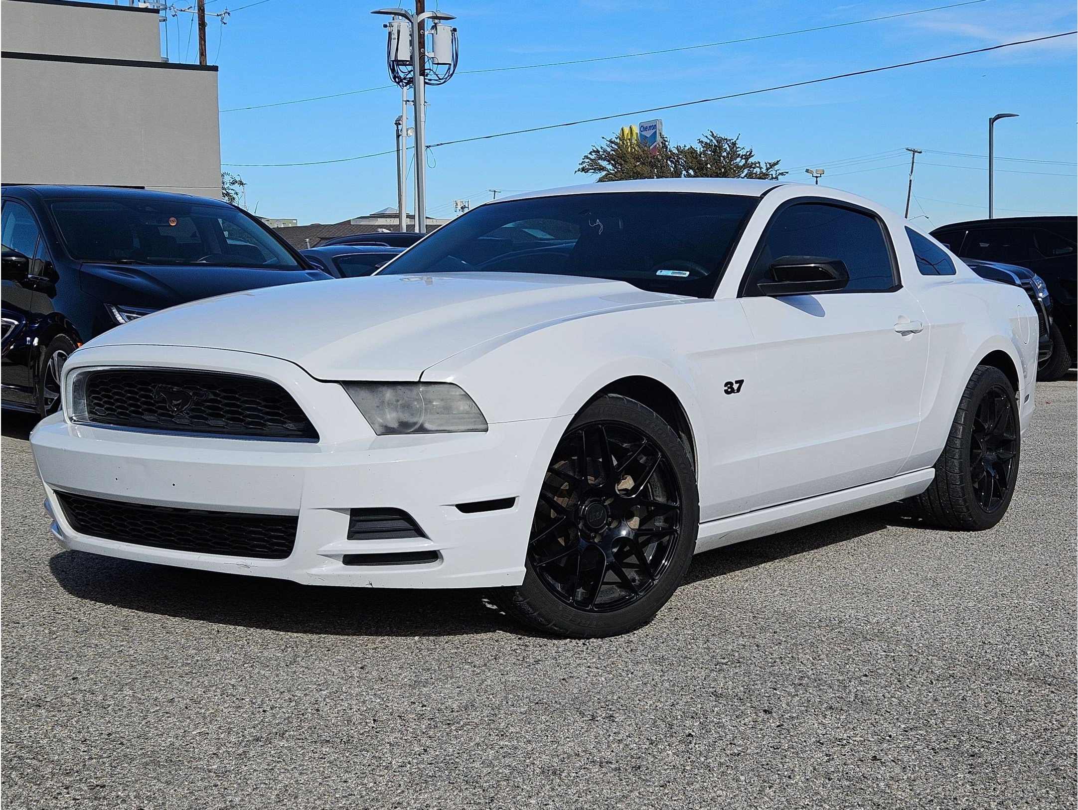 2014 Ford Mustang V6's photo