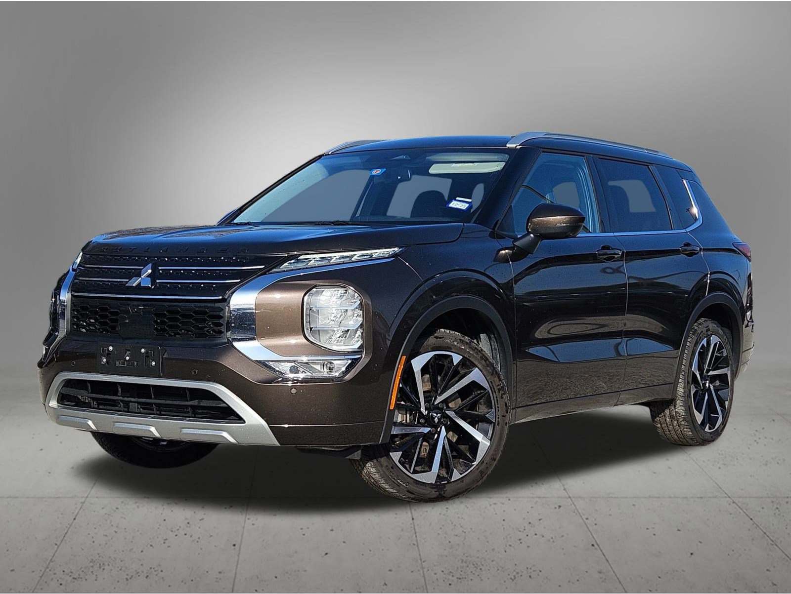 2022 Mitsubishi Outlander SEL Special Edition's photo