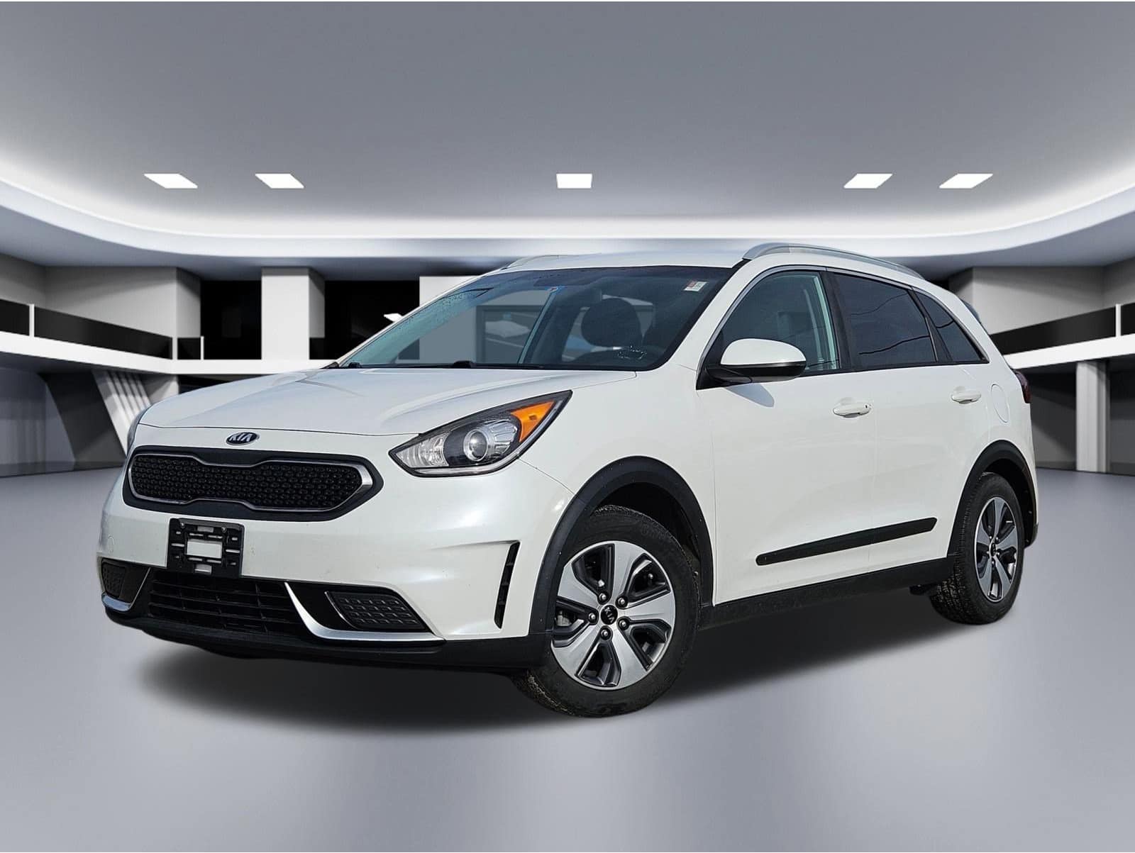 2018 Kia Niro LX's photo