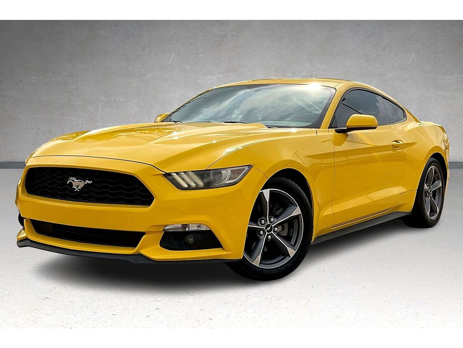 2015 Ford Mustang V6's photo