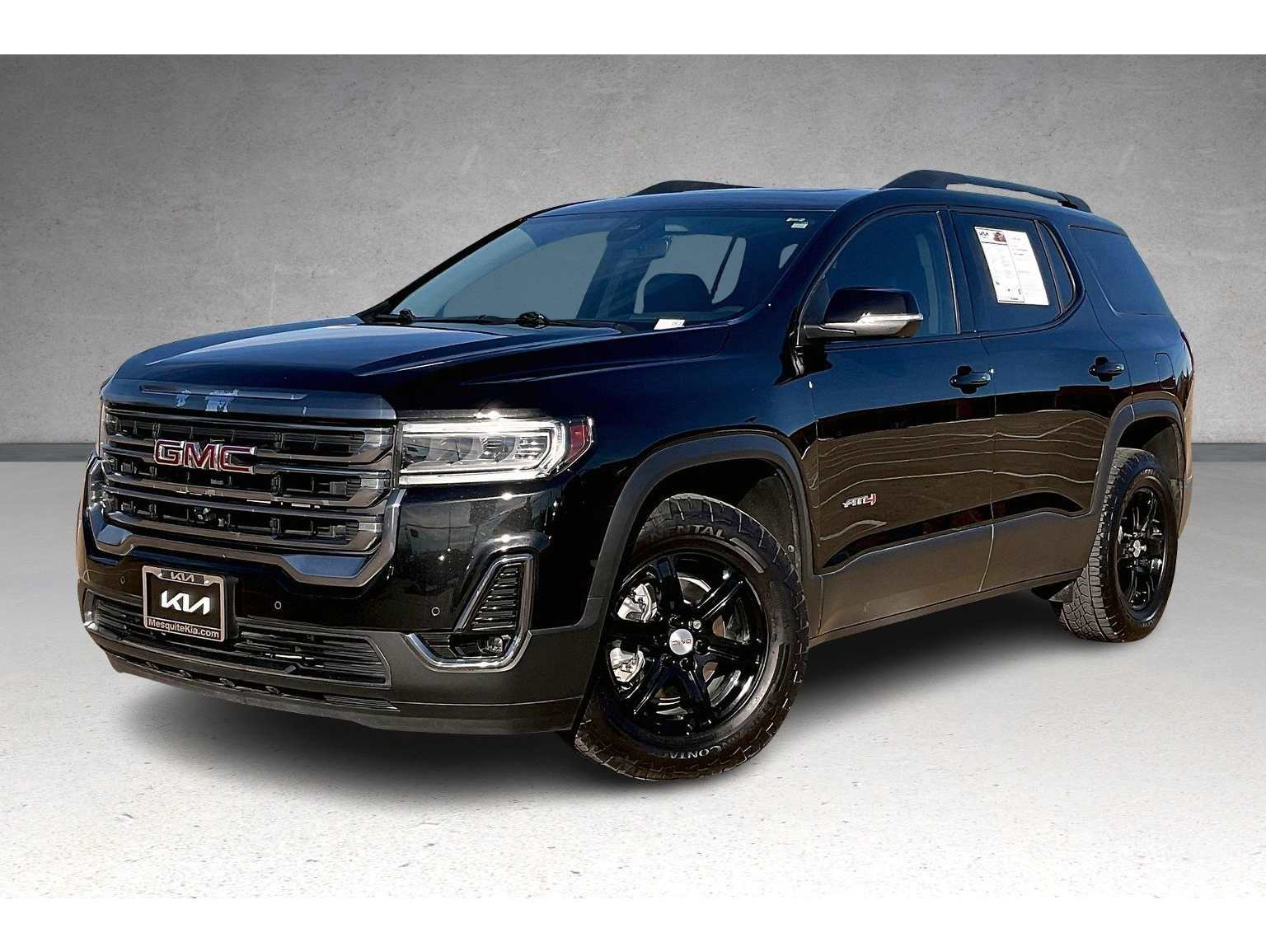 2022 GMC Acadia AT4's photo