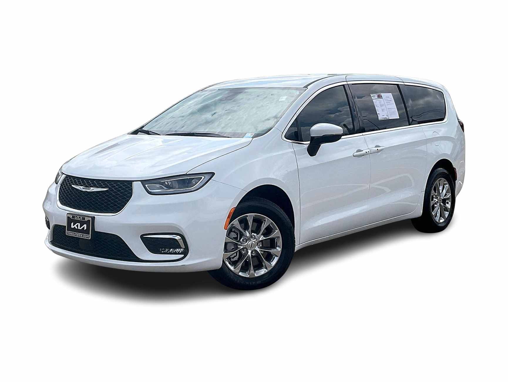 Thumbnail: 2023 Chrysler Pacifica - 1