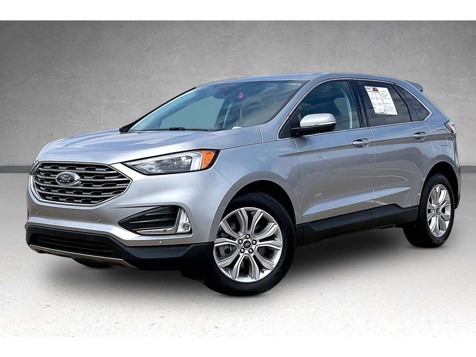 2022 Ford Edge Titanium
