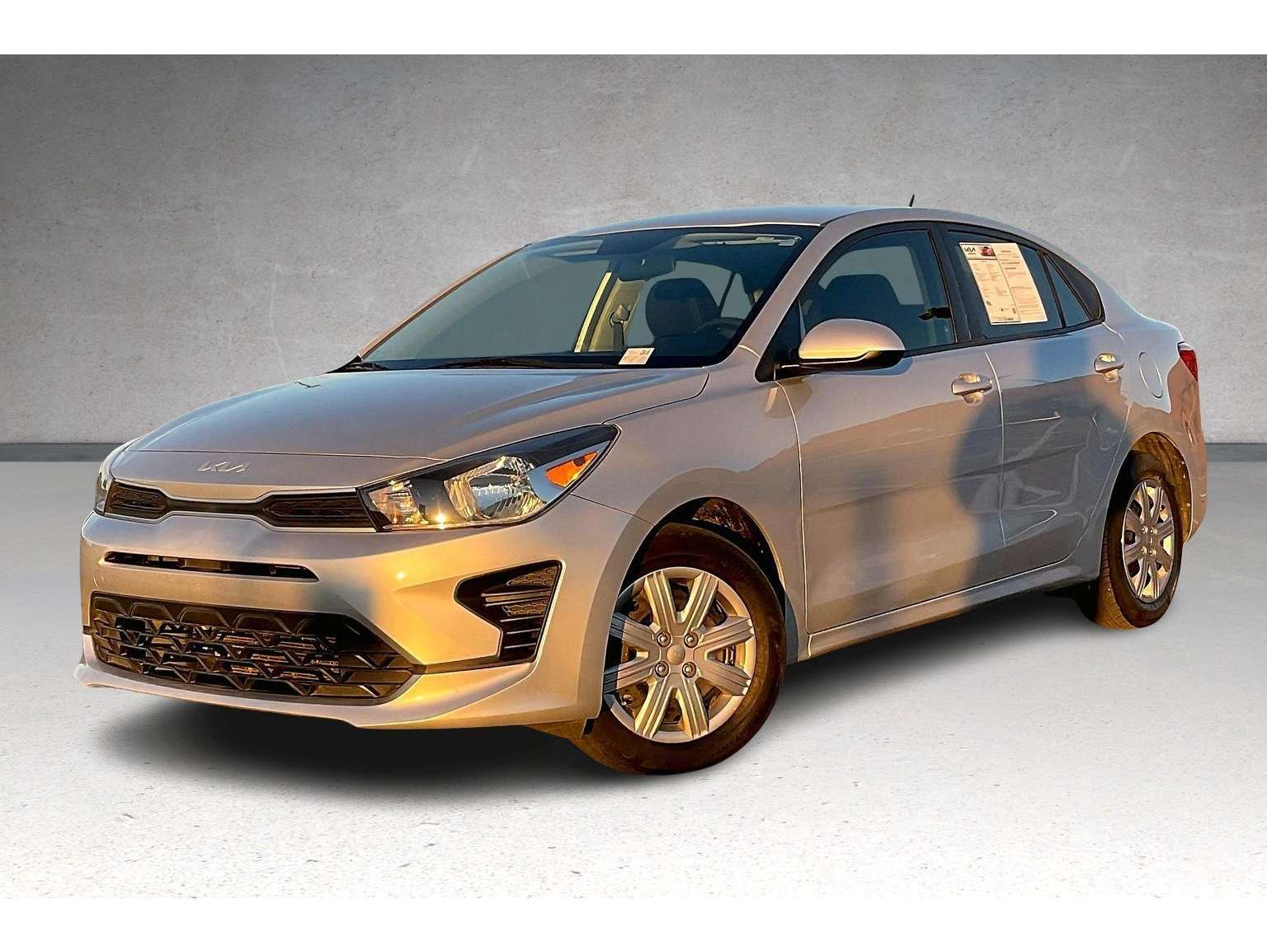 2022 Kia Rio LX's photo