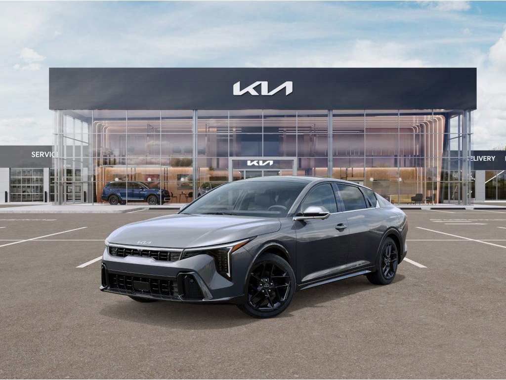 2025 Kia K4 GT-Line Turbo's photo