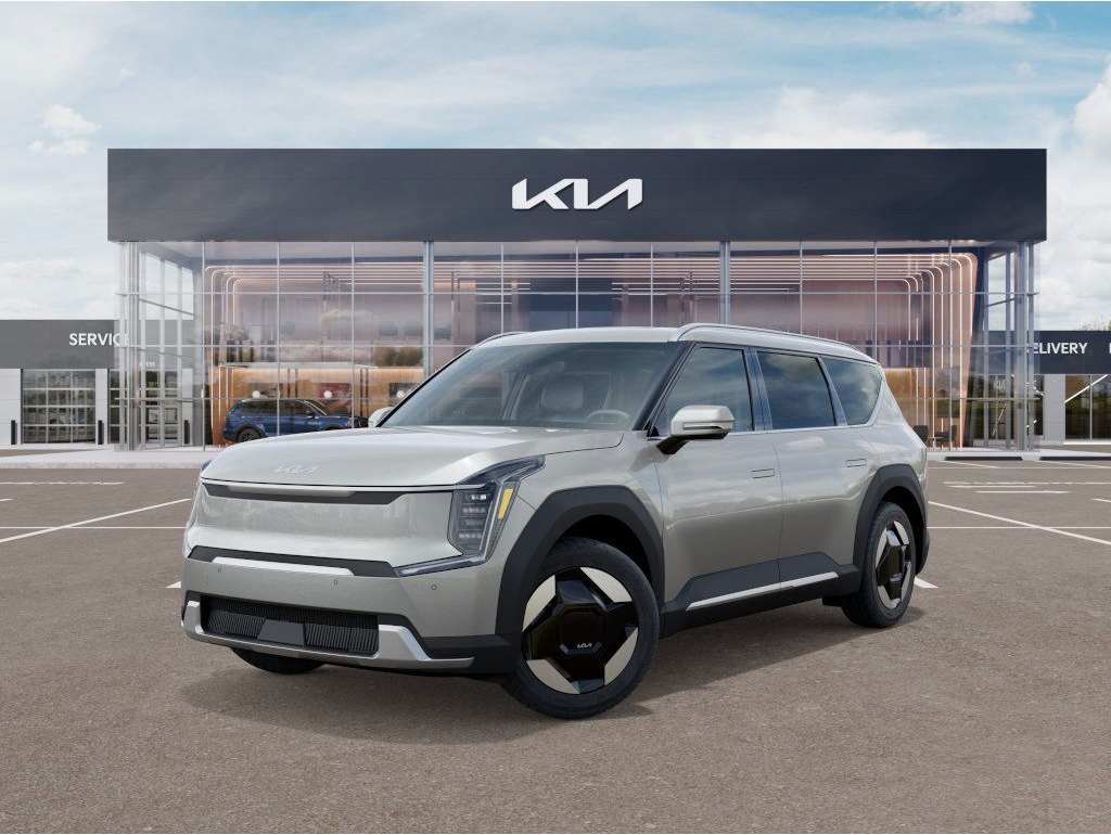 2026 Kia EV9 Wind's photo