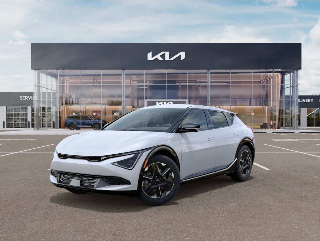 2025 Kia EV6 Wind's photo