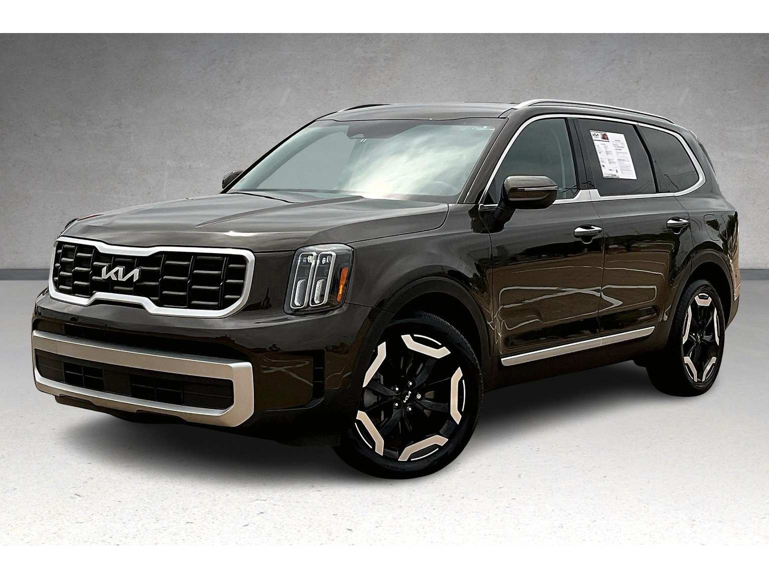 2023 Kia Telluride S's photo