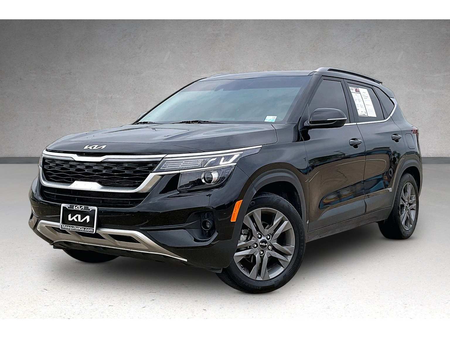 2023 Kia Seltos S