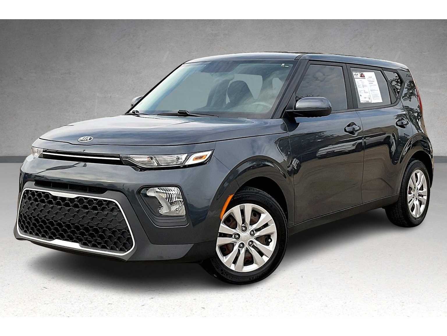 2021 Kia Soul LX's photo
