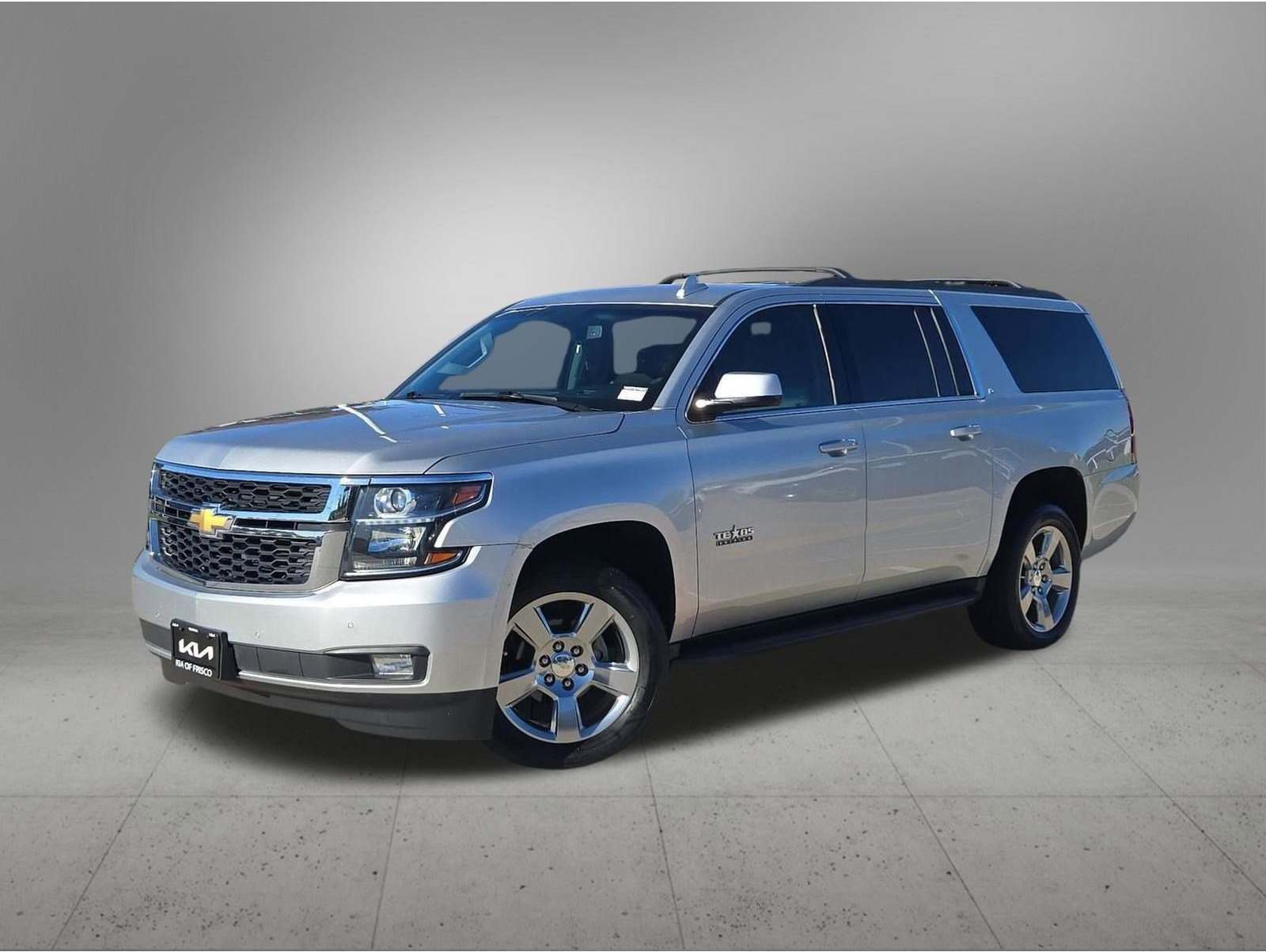 2017 Chevrolet Suburban LT's photo