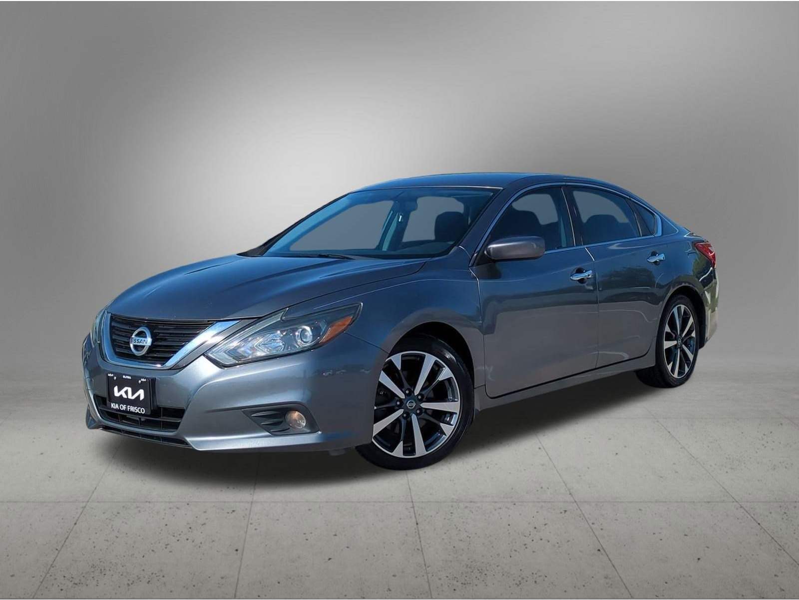 2016 Nissan Altima SR