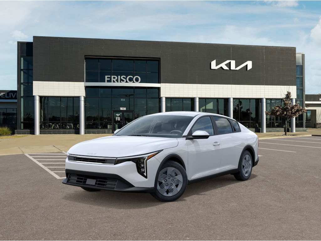 2025 Kia K4 LX