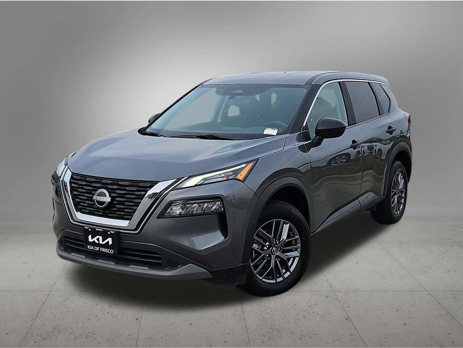2023 Nissan Rogue S's photo