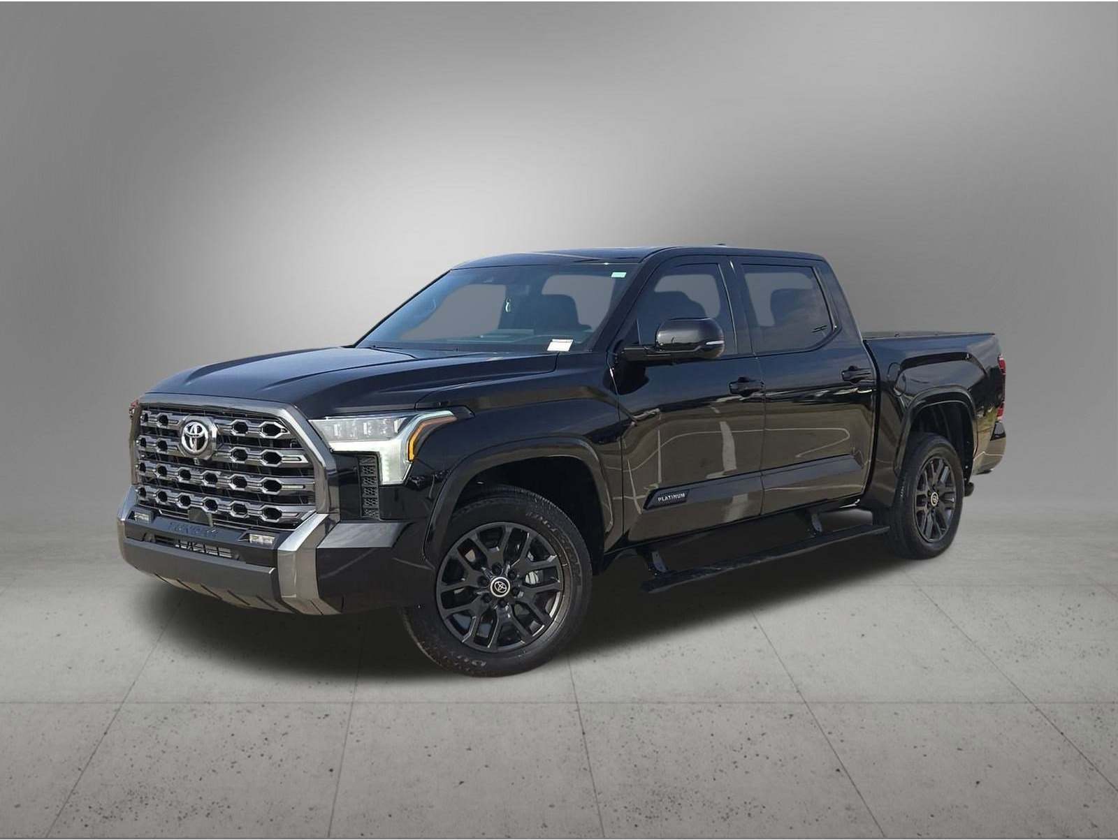2024 Toyota Tundra Platinum's photo