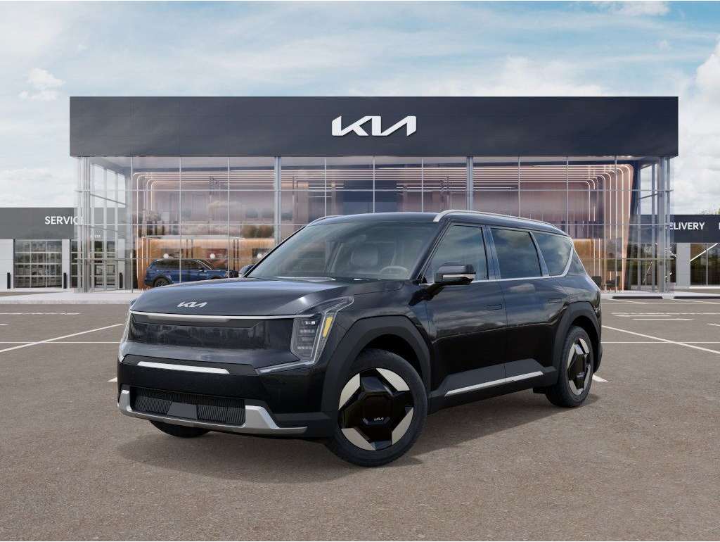 2026 Kia EV9 Wind's photo