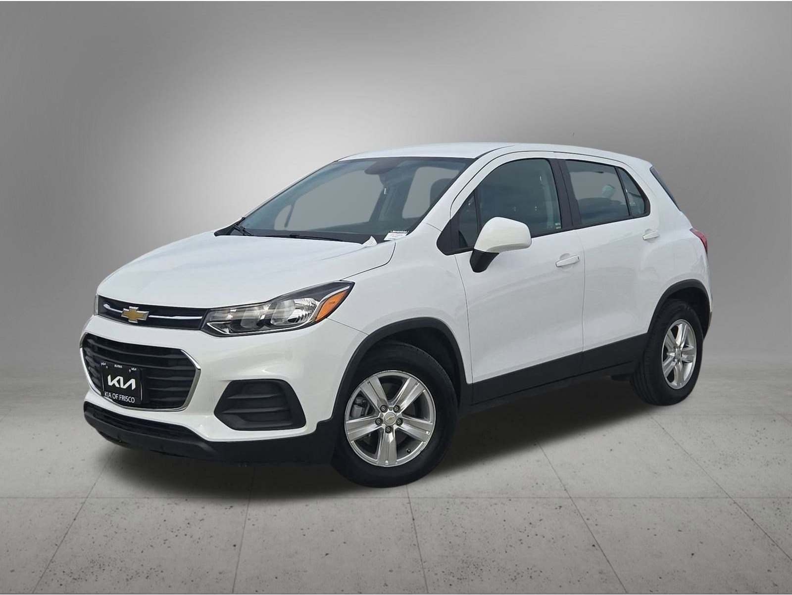 2020 Chevrolet Trax LS's photo