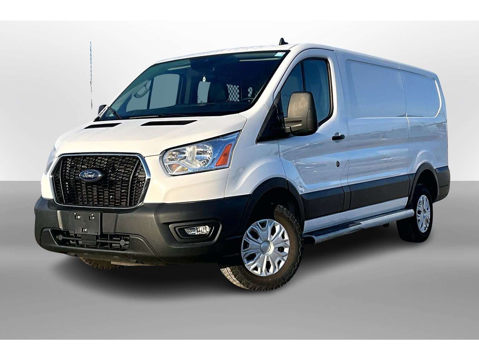 2022 Ford Transit Van Base's photo