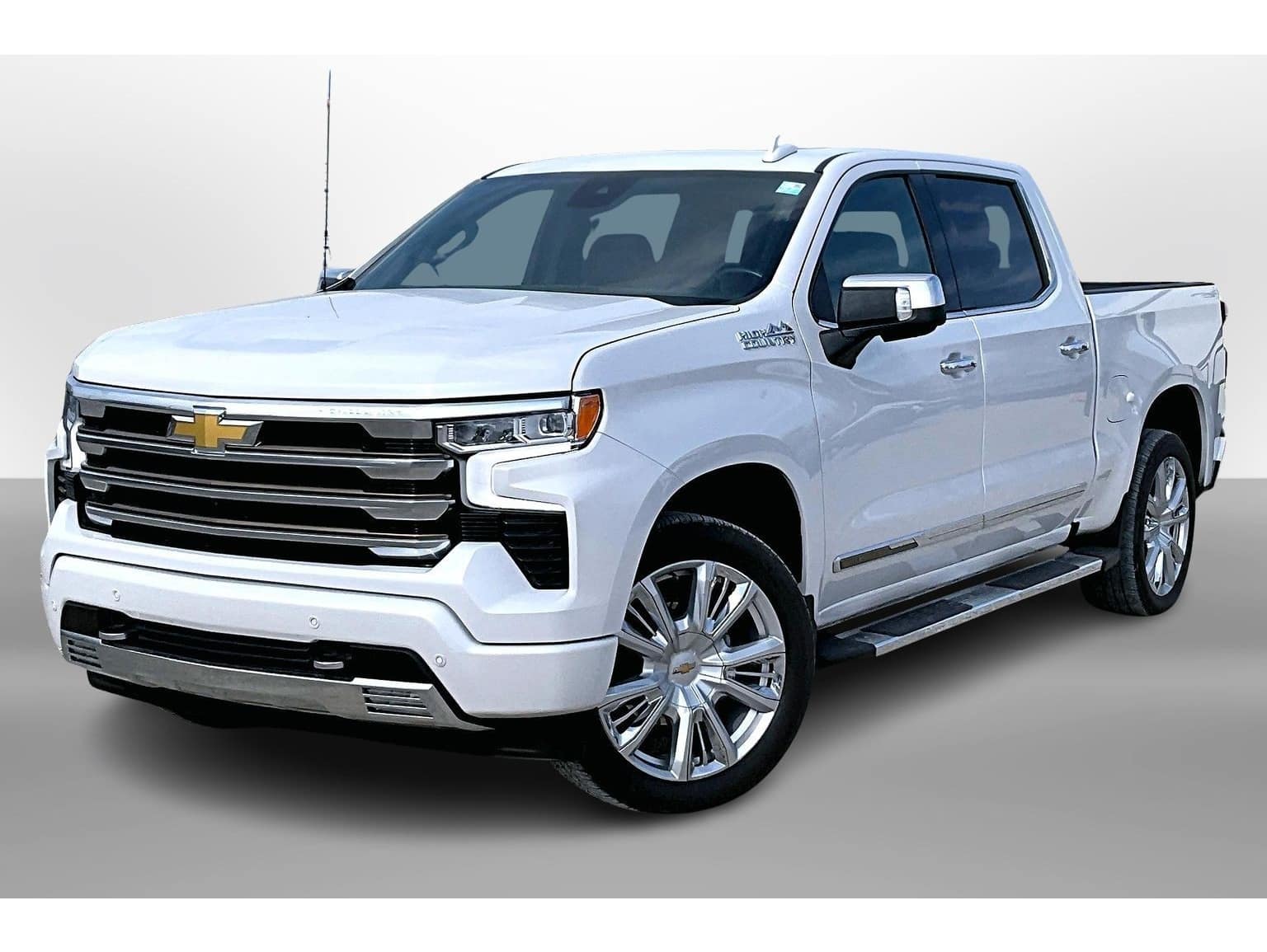 2022 Chevrolet Silverado 1500 High Country's photo